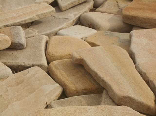 Продам: Камень песчаник окатанный