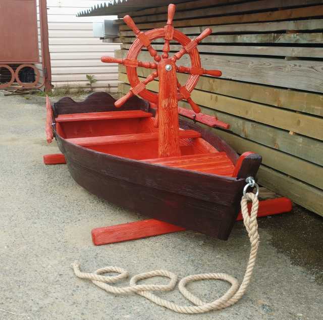 Продам: Лодка декоративная со штурвалом