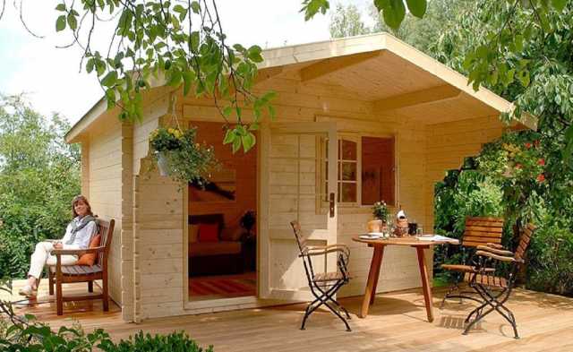 Продам: Дом деревянный из минибруса (4*6 м)