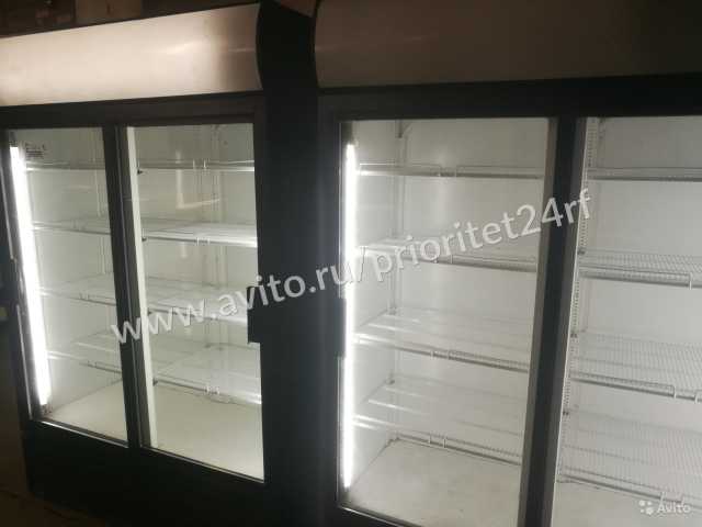Продам: Шкаф холодильный демонстрационный 1200 л