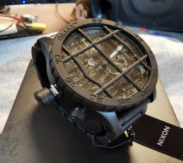 Продам: Часы nixon metallica tide ltd sanitarium