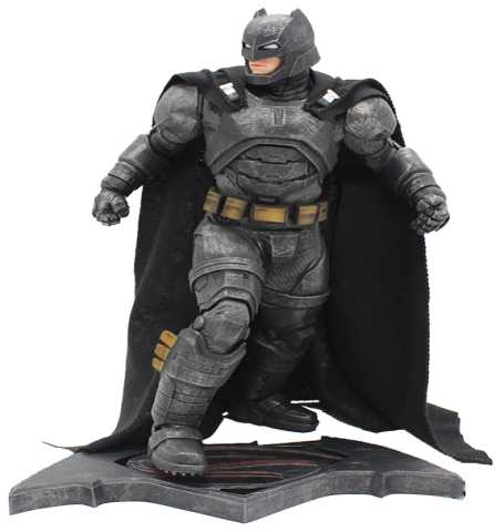 Продам: Фигурка статуя "Бэтмена" от Penivaiz