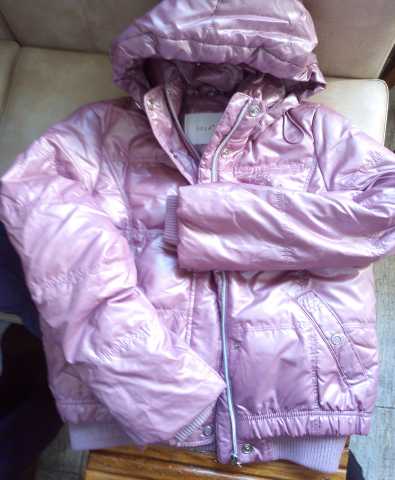 Продам: Куртки для девочки