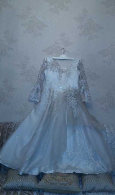 Продам: свадебное платье с фатой