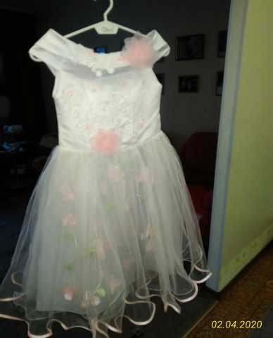 Продам: Платье для девочки 6-8 лет