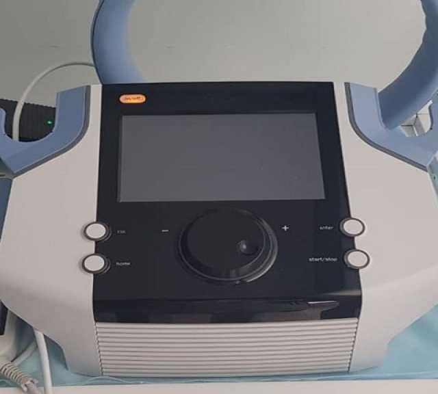 Продам: Аппарат физиотерапевтический BTL-4000