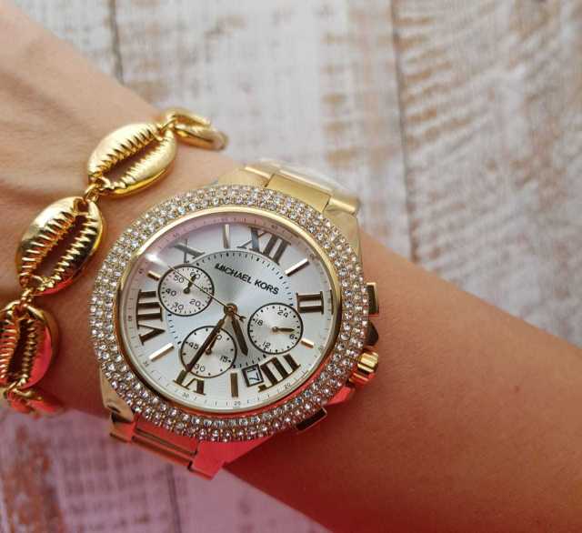 Продам: Женские часы Michael Kors серии Camille