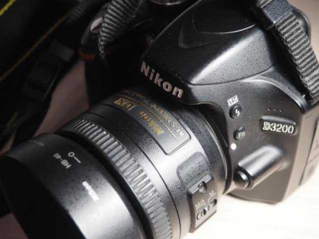 Продам: Nikon 3200 + nikkor 35mm