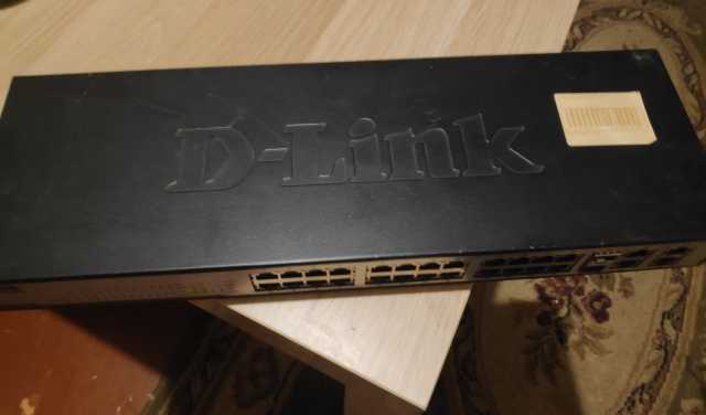 Продам: D-Link DES-1228