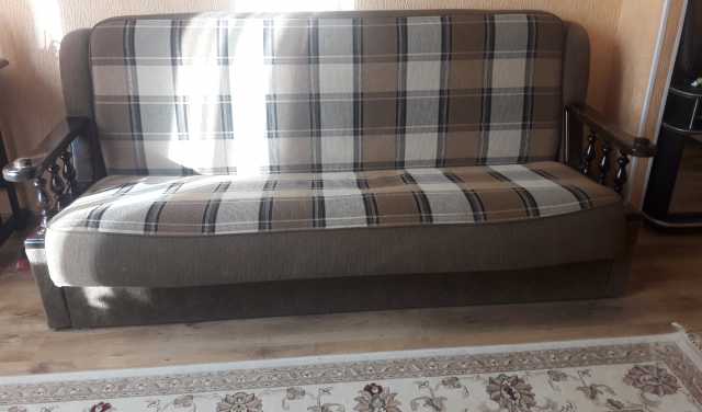 Продам: Дёшево классный диван