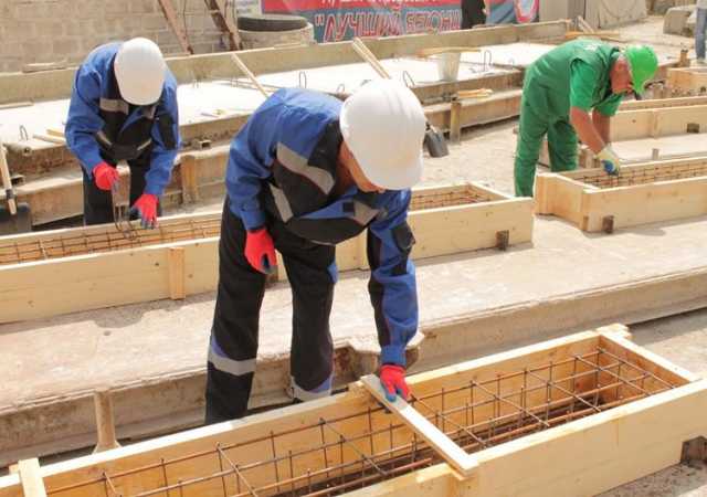 Вакансия: Требуются плотники-бетонщики без опыта р