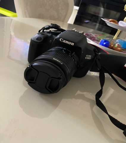 Продам: Фотоаппарат Canon EOS 650D
