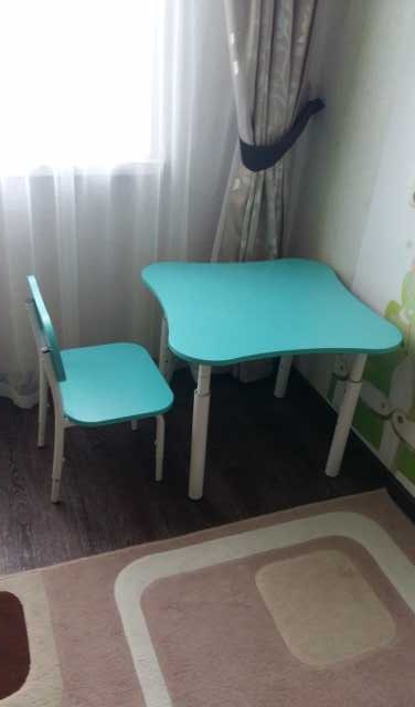 Продам: Детский столик и стульчик