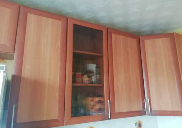 Продам: Навесные кухонные шкафы