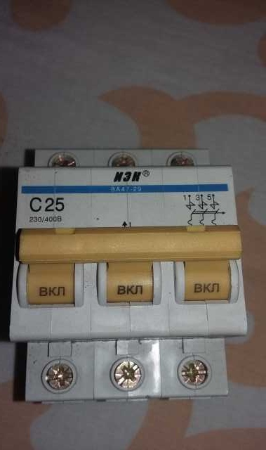 Продам: Автоматический выключатель С25 и С63