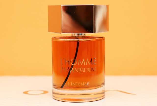 Продам: Yves Saint Laurent L'Homme Parfum Intens
