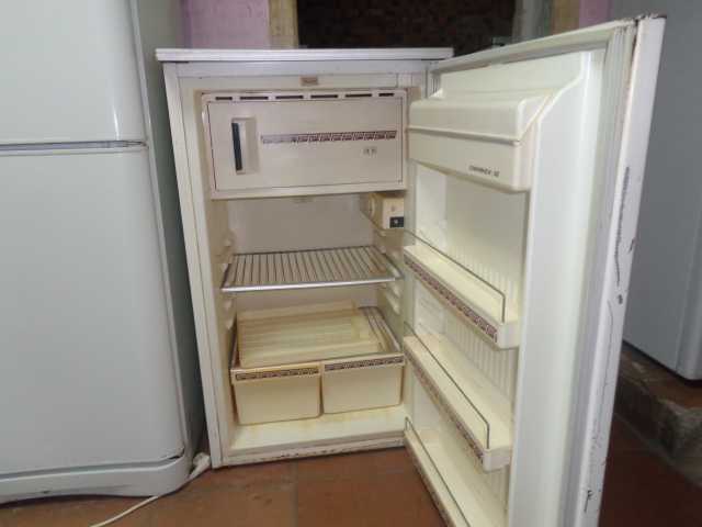 Маленький холодильник Смоленск. Холодильник Смоленск старый. Свияга холодильник старый. Смоленск 1 холодильник. Смоленск авито частные объявления купить