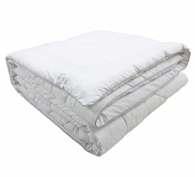 Продам: Продаю подушки и одеяла