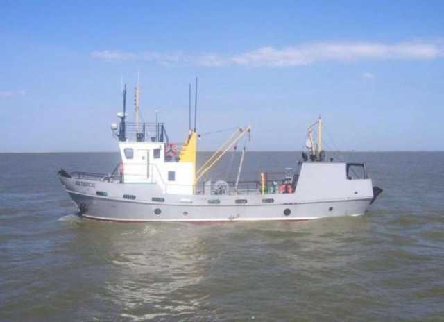 Продам: Сейнер траулер Ахтарец маломерное добывающее судно для лова рыбы