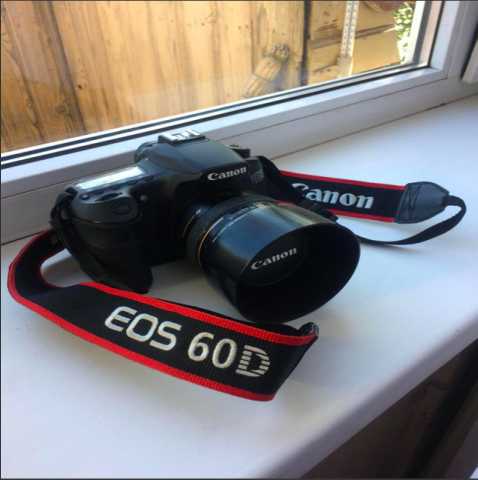 Продам: Фотоаппарат Canon EOS 60D + 50 mm 1.4
