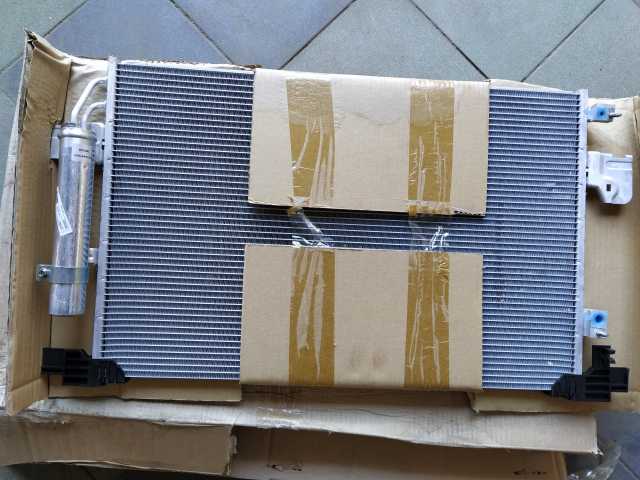 Продам: Радиатор кондиционера Nissens940029 новы