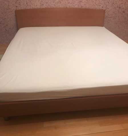 Продам: кровать двуспальная
