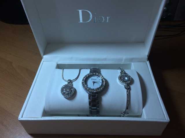 Продам: Часы + браслет + цепочка Dior