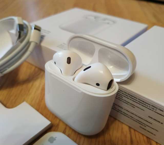 Продам: Наушники AirPods 2 / Premium copy