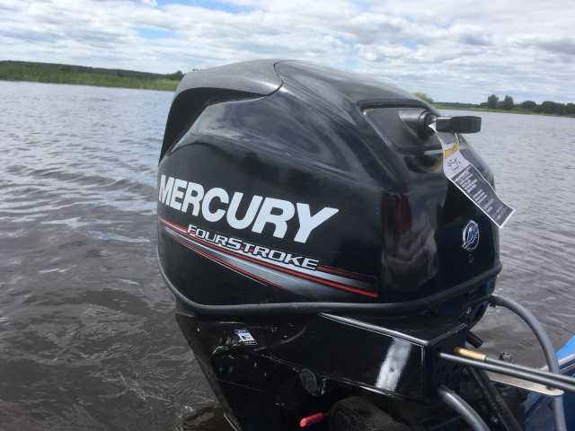 Продам: Лодочный мотор Mercury F25EEFI