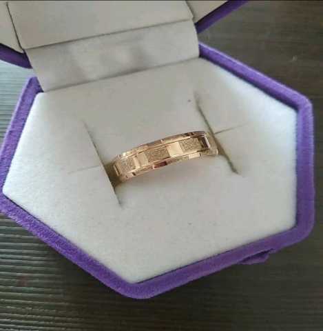 Продам: Золотое кольцо