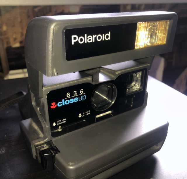 Продам: Polaroid 636 Close Up