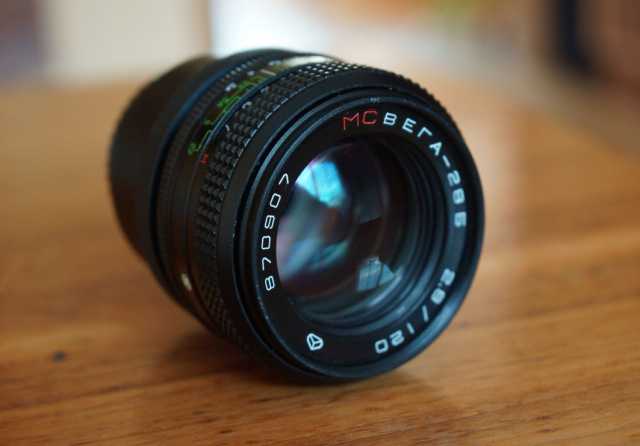 Продам: Два мануальных объектива для Canon EF