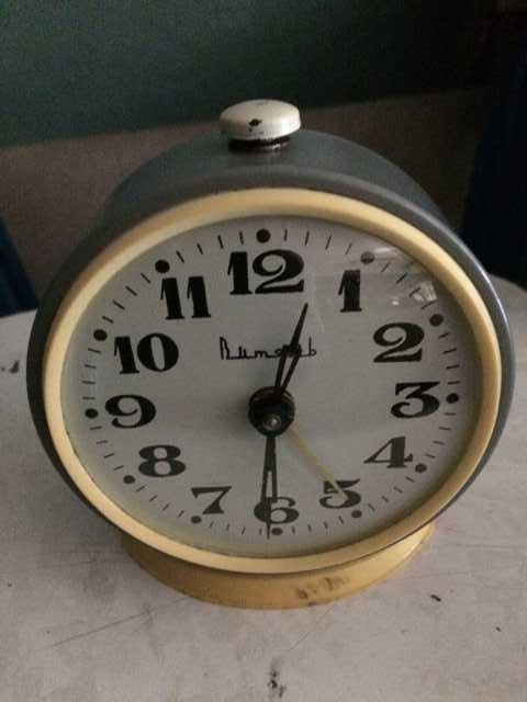 Продам: Часы будильник
