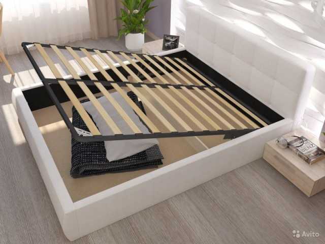 Продам: Кровать двухспальная с подъемным механиз