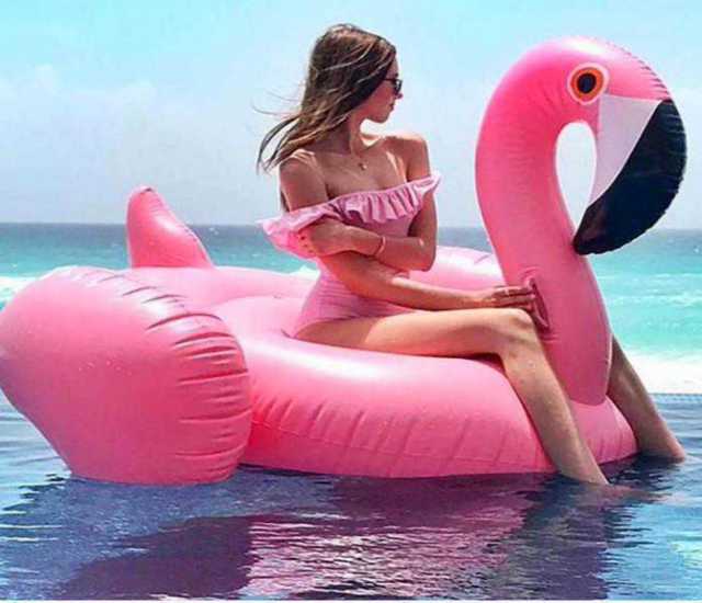 Продам: Фламинго матрас надувной новый 🏝️