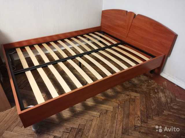 Продам: Кровать 160*200