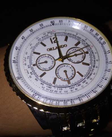 Продам: Новые кварцевые наручные часы "ORLANDO"