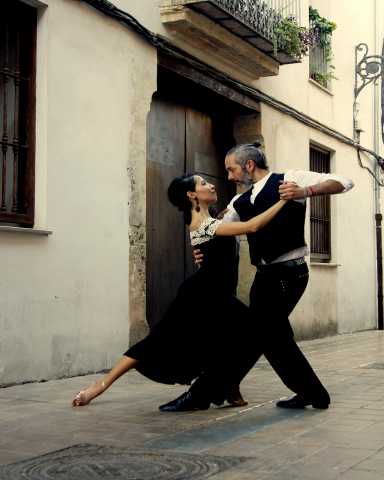 Предложение: Аргентинское танго. Обучаем взрослых с н