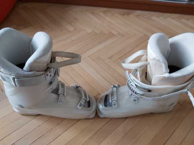 Продам: Ботинки для горных лыж Sensor Rossignol