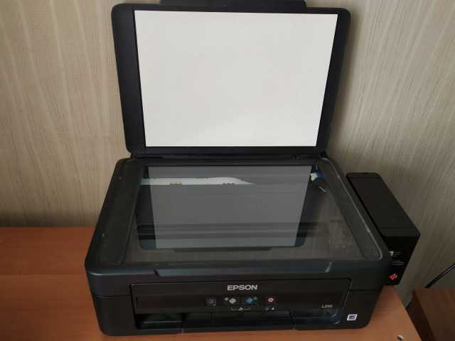 Продам: Принтер EPSON L210