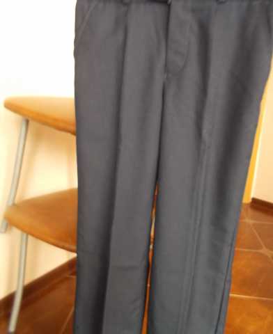 Продам: брюки школьная форма