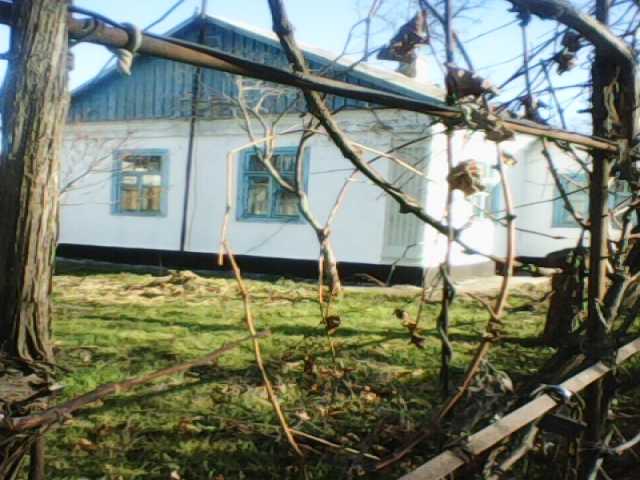 Продам: дом 48 м2 в Крыму, с участком земли 8, 5