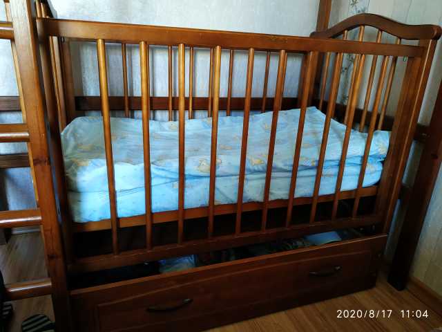 Продам: Детская кровать
