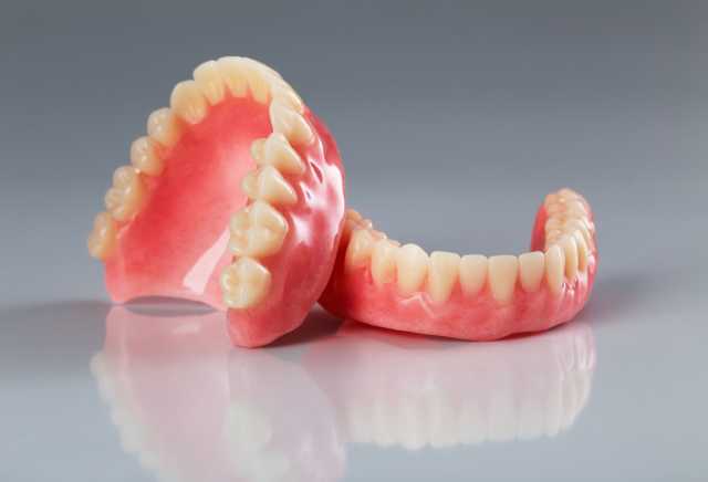 Предложение: Зубное Протезирование в Махачкале