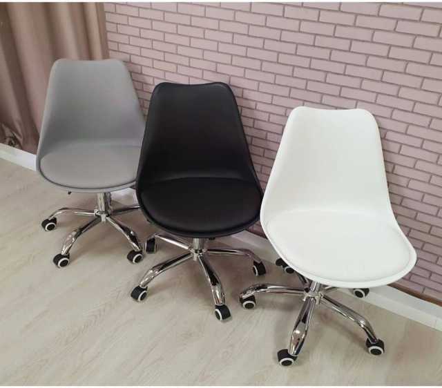 Продам: Кресло офисное J-900P