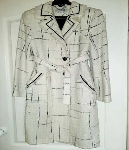 Продам: Пальто женское в отличном состоянии
