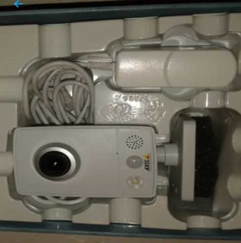 Продам: IP-камера видеонаблюдения Axis M1054