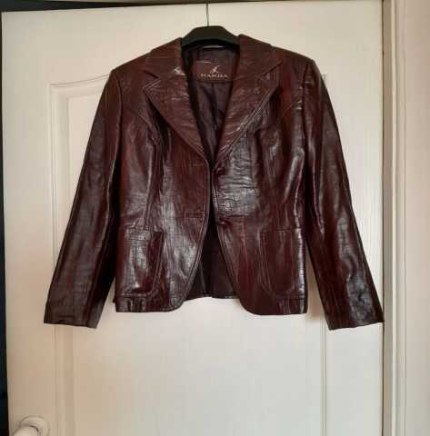 Продам: Пиджак кожаный женский,р 44-46