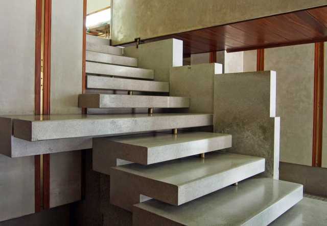 Предложение: Лестницы, ступени из натурального камня