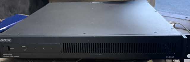 Продам: Усилитель Bose PS404A